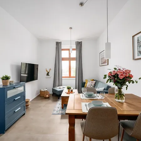 Days - Modern 1bdr - Hip Area Apartament *
