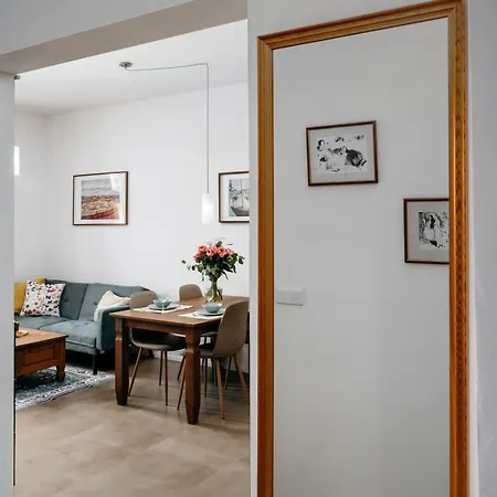 Apartamento Days - Modern 1bdr - Hip Area Praga